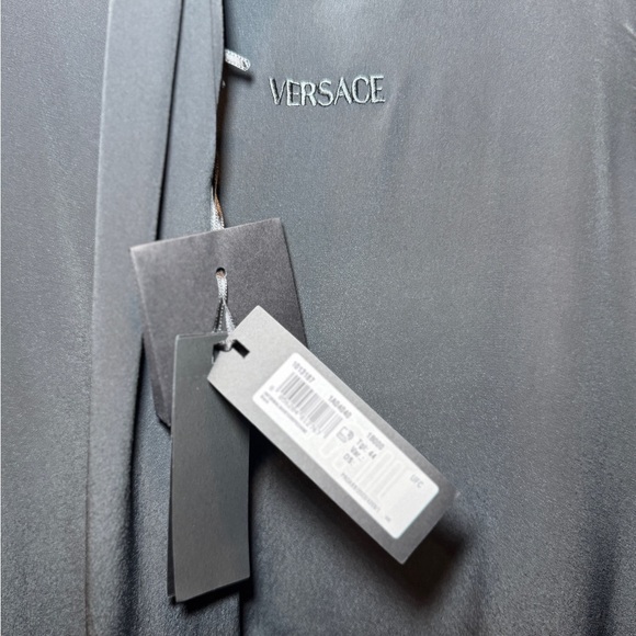 NWT button up blouse - Picture 2 of 4